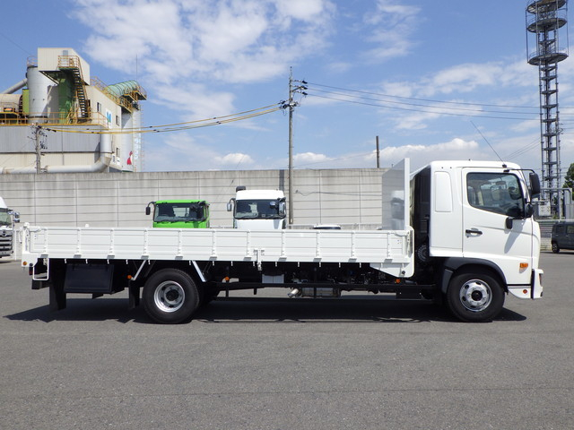 日野 2PG-FD2ABA 平ボディ 4t標準幅 内寸長5.7m|中古トラックの販売・買取・査定のアイナビ