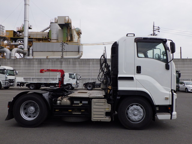 イスズQKG-EXD52BDSヘッド第五輪荷重11.5t|中古トラックの販売・買取・査定のアイナビ