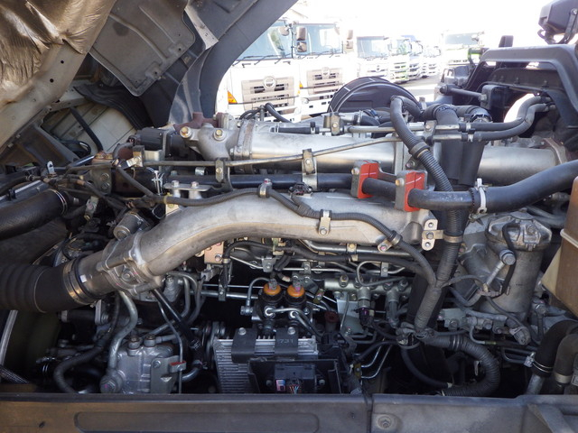 イスズQKG-EXD52BDSヘッド第五輪荷重11.5t|中古トラックの販売・買取・査定のアイナビ