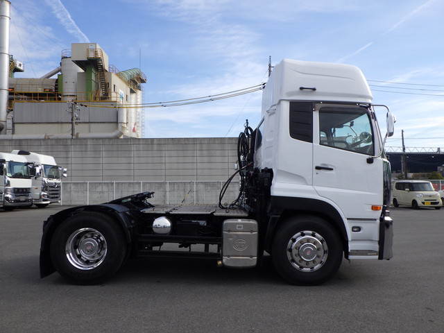 日産UD QKG-GK5XAB Sヘッド 第五輪荷重9.6t ハイルーフ|中古トラックの販売・買取・査定のアイナビ