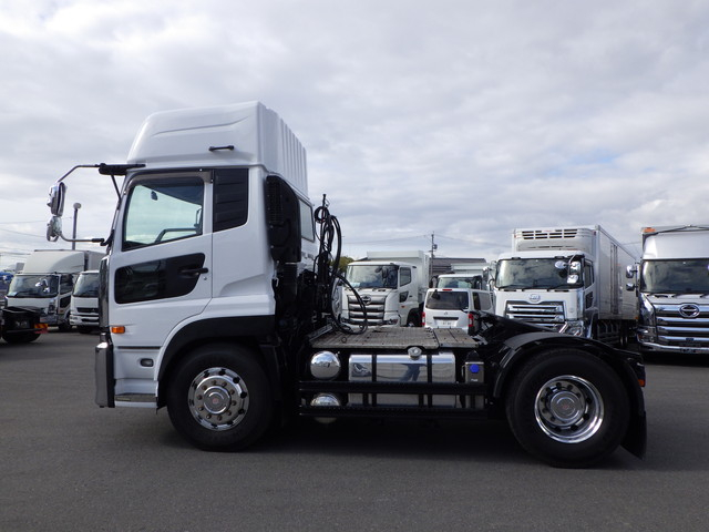 日産UD QKG-GK5XAB Sヘッド 第五輪荷重9.6t ハイルーフ|中古トラックの販売・買取・査定のアイナビ