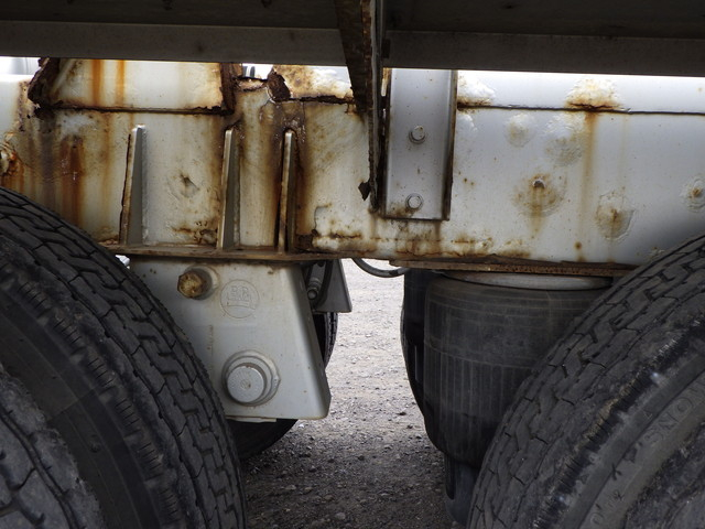 トレクスTNF22401粉粒体運搬セミトレーラー2槽式|中古トラックの販売・買取・査定のアイナビ