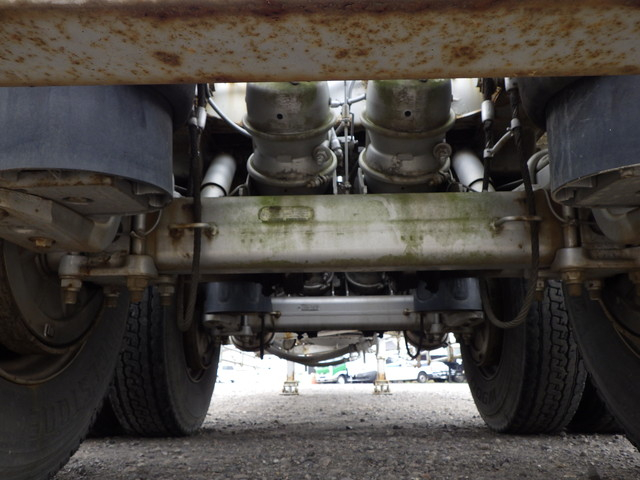 トレクスTNF22401粉粒体運搬セミトレーラー2槽式|中古トラックの販売・買取・査定のアイナビ