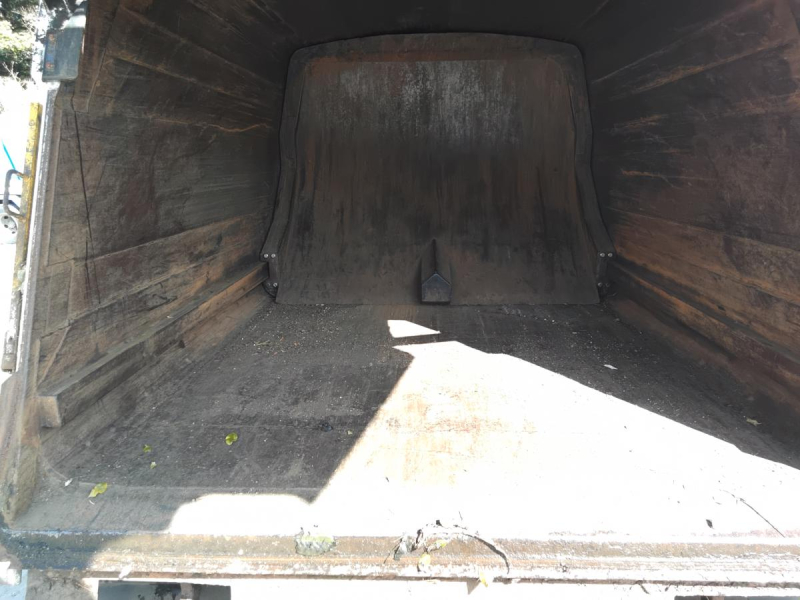 平成17年 いすゞ 2トンプレス 現状渡し|中古トラックの販売・買取・査定のアイナビ