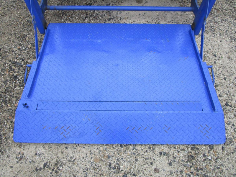 Wキャブ 極東開発S601-1SRT2 アーム式パワーゲート|中古トラックの販売・買取・査定のアイナビ