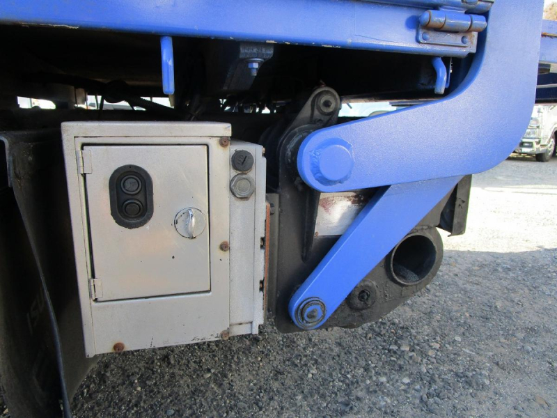 Wキャブ 極東開発S601-1SRT2 アーム式パワーゲート|中古トラックの販売・買取・査定のアイナビ