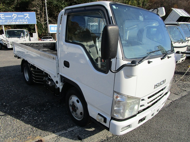 平ボデー　4WD　床シマ板張り　外装塗装済|中古トラックの販売・買取・査定のアイナビ