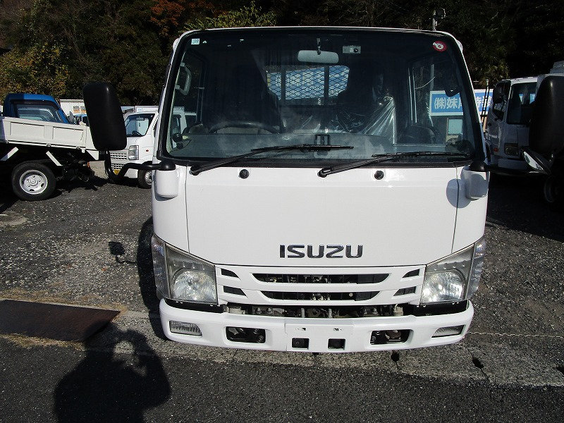 平ボデー　4WD　床シマ板張り　外装塗装済|中古トラックの販売・買取・査定のアイナビ
