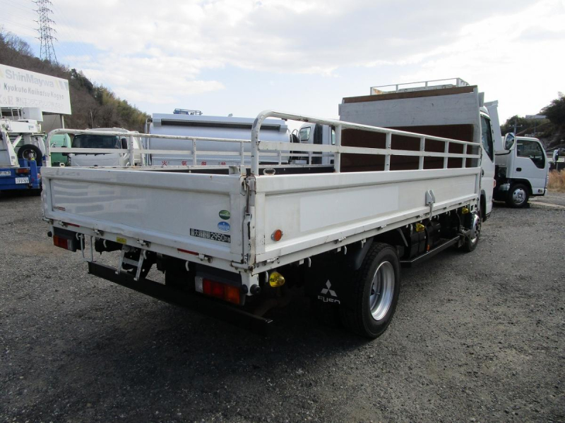 平ボデー ワイドロング 床鉄板張り 床フック9対|中古トラックの販売・買取・査定のアイナビ