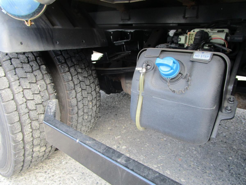 平ボデー ワイドロング 床鉄板張り 床フック9対|中古トラックの販売・買取・査定のアイナビ