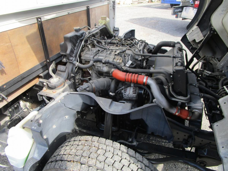 平ボデー ワイドロング 床鉄板張り 床フック9対|中古トラックの販売・買取・査定のアイナビ