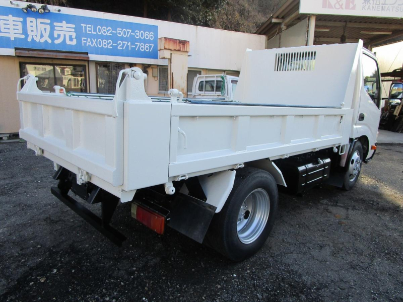 ダンプ　極東開発DD02-31　積載量3,000Kg　全低床|中古トラックの販売・買取・査定のアイナビ