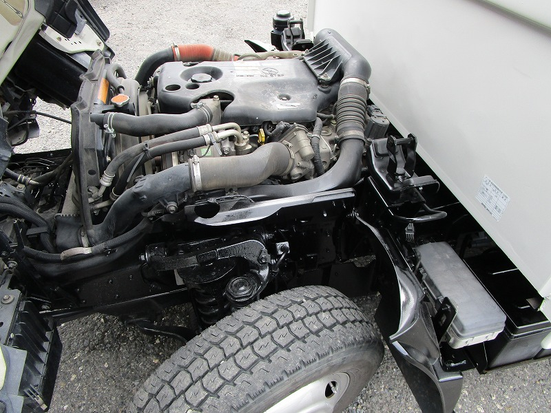 ダンプ 全低床 3t|中古トラックの販売・買取・査定のアイナビ