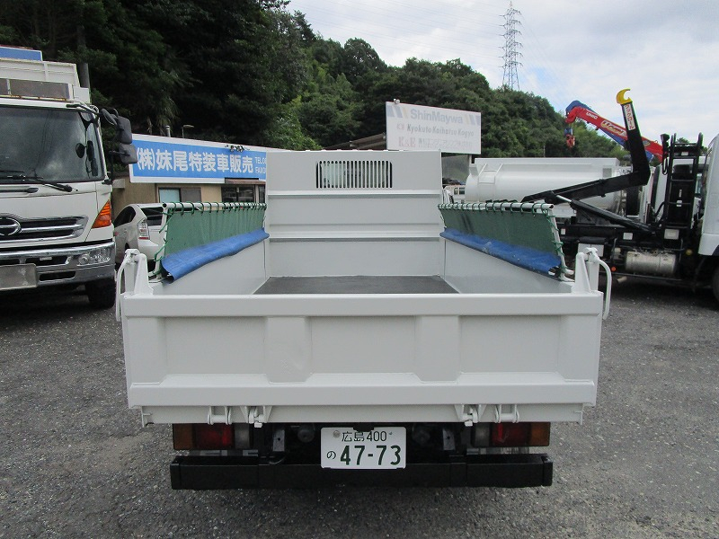 ダンプ 全低床 3t|中古トラックの販売・買取・査定のアイナビ