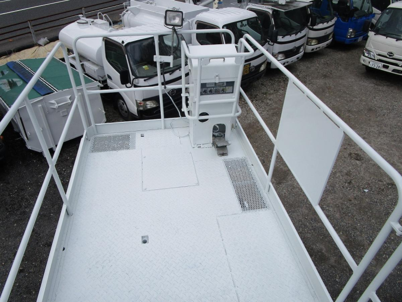 タダノAT-100SR スーパーデッキ 外装塗装済|中古トラックの販売・買取・査定のアイナビ