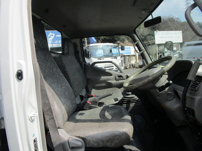 タダノAT-100SR スーパーデッキ 外装塗装済|中古トラックの販売・買取・査定のアイナビ