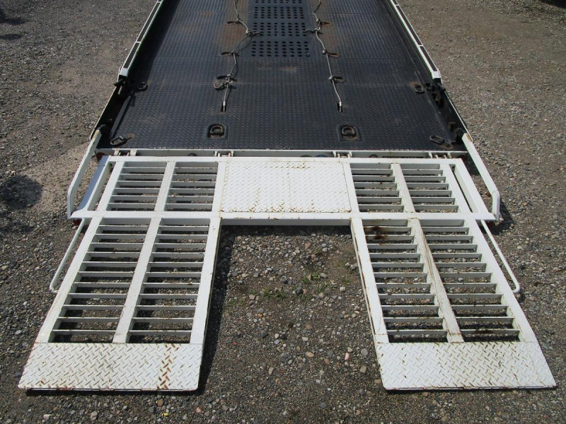 車載車 ユニックNEO5 左右独立式荷締ワイヤー|中古トラックの販売・買取・査定のアイナビ