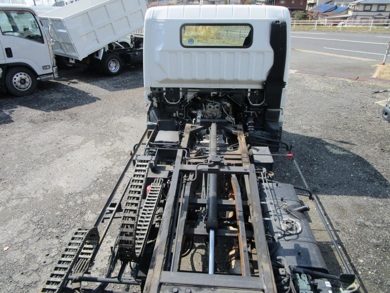 車載車 ユニックNEO5 左右独立式荷締ワイヤー|中古トラックの販売・買取・査定のアイナビ