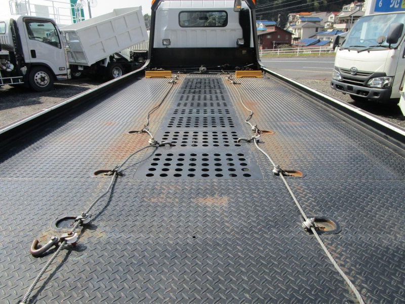 車載車 ユニックNEO5 左右独立式荷締ワイヤー|中古トラックの販売・買取・査定のアイナビ