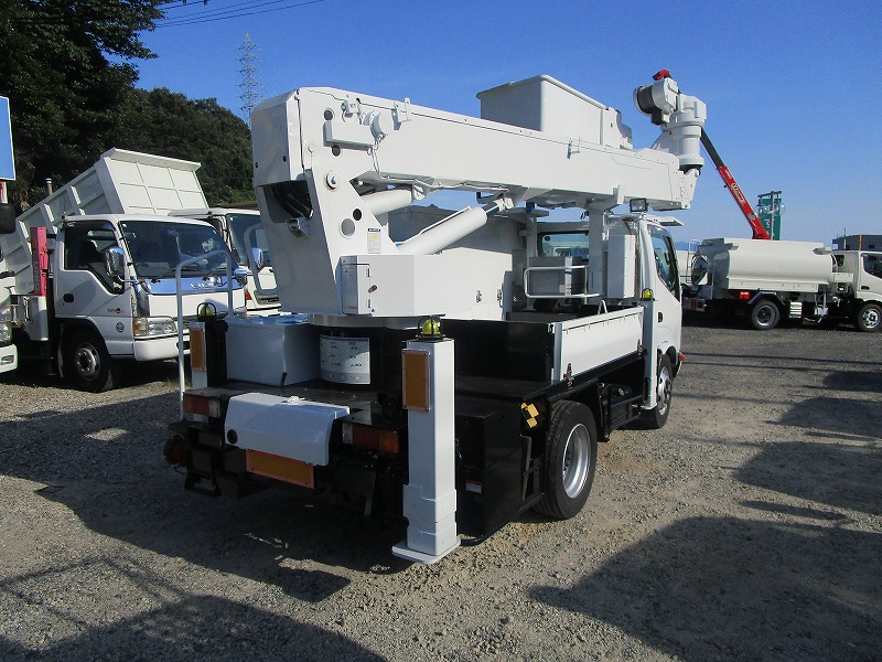 高所作業車14.7m　電工仕様　タダノAT-147CE　外装塗装済|中古トラックの販売・買取・査定のアイナビ