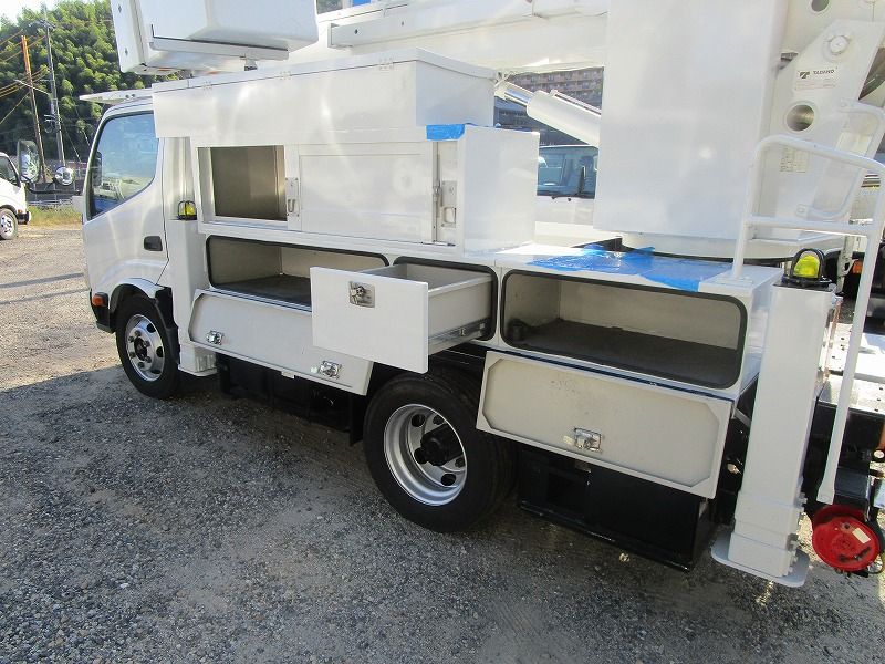 高所作業車14.7m　電工仕様　タダノAT-147CE　外装塗装済|中古トラックの販売・買取・査定のアイナビ