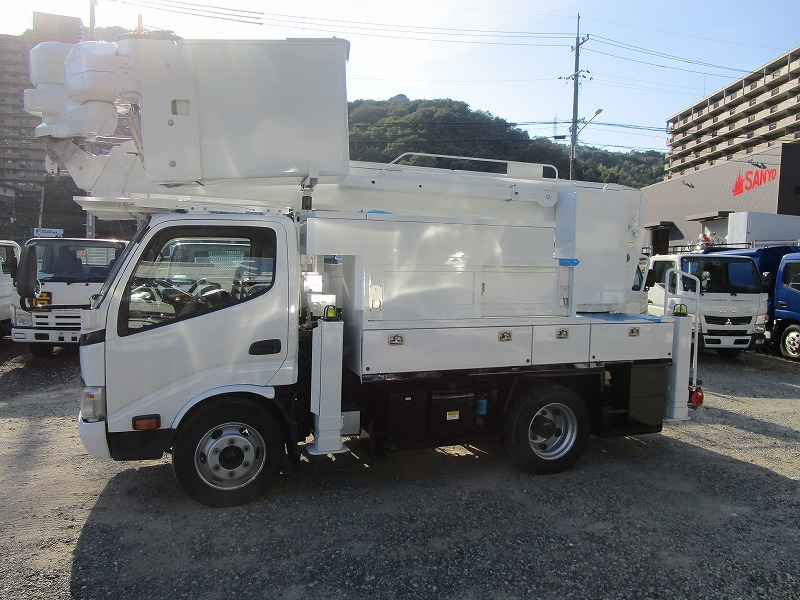 高所作業車14.7m　電工仕様　タダノAT-147CE　外装塗装済|中古トラックの販売・買取・査定のアイナビ