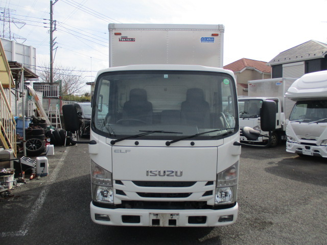 いすゞ　エルフ　10尺　アルミバン　ボディ内高2120です|中古トラックの販売・買取・査定のアイナビ
