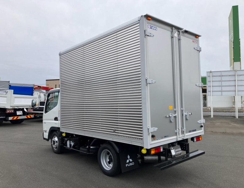 ☆未使用車　標準/10尺　バックモニター　ETC2.0|中古トラックの販売・買取・査定のアイナビ