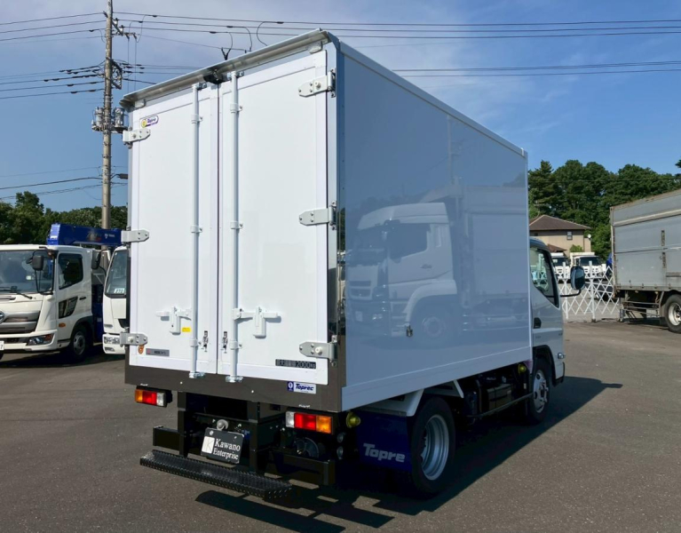 ☆未使用車　標準/10尺　低温-30℃設定　サイドガードアシス|中古トラックの販売・買取・査定のアイナビ