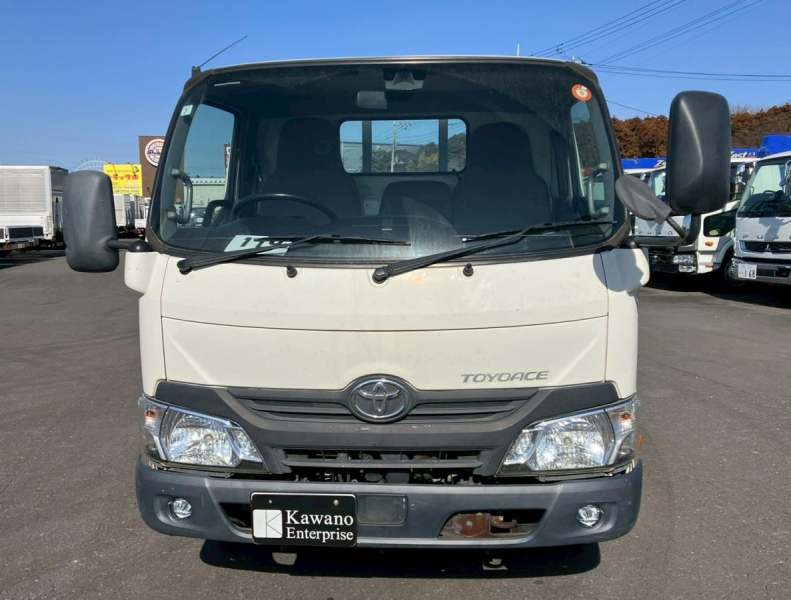 ☆H28　AT　10尺　平ボディ|中古トラックの販売・買取・査定のアイナビ