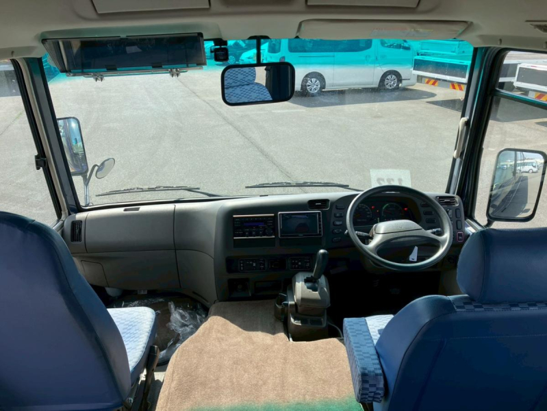 ☆H30 29人乗り オートスライドドア オートエアコン|中古トラックの販売・買取・査定のアイナビ