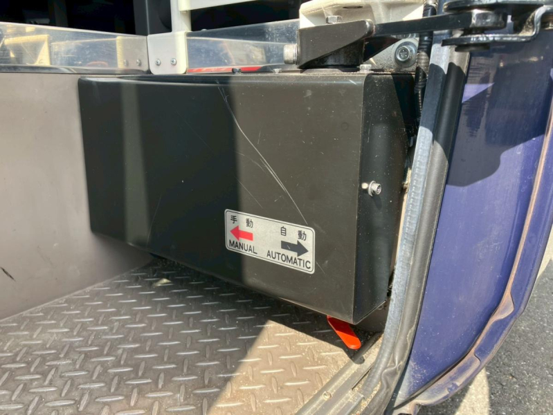 ☆H30 29人乗り オートスライドドア オートエアコン|中古トラックの販売・買取・査定のアイナビ