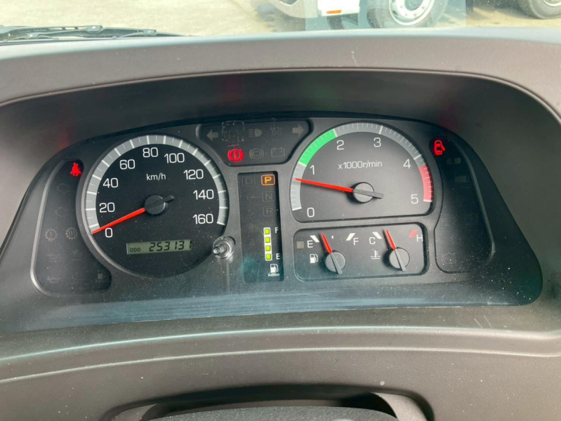 ☆H30 29人乗り オートスライドドア オートエアコン|中古トラックの販売・買取・査定のアイナビ