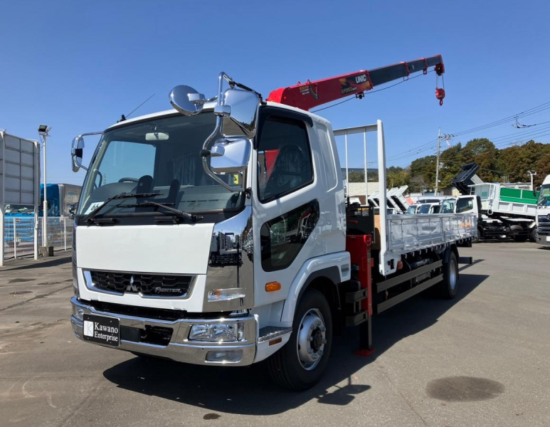 ☆未使用車 増トン クレーン ユニック 標準幅 6.7mカット|中古トラックの販売・買取・査定のアイナビ