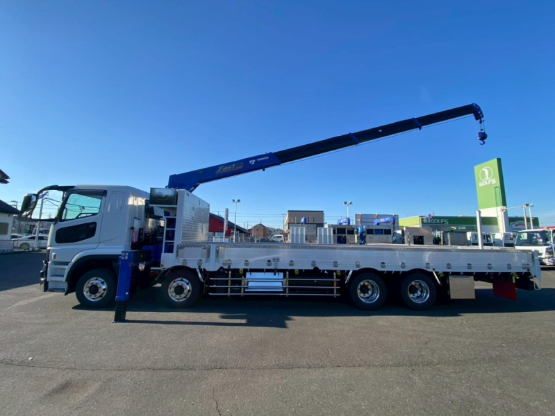 ☆未使用車 AT車 4軸低床 ハイルーフ タダノ 4段クレーン|中古トラックの販売・買取・査定のアイナビ