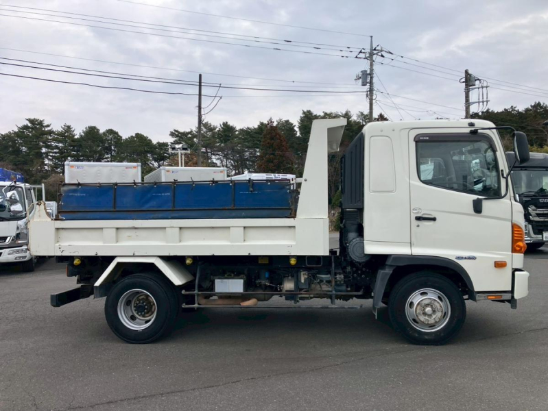 ☆H24 標準/3.4mボディ ベット付き 手動コボレーン|中古トラックの販売・買取・査定のアイナビ