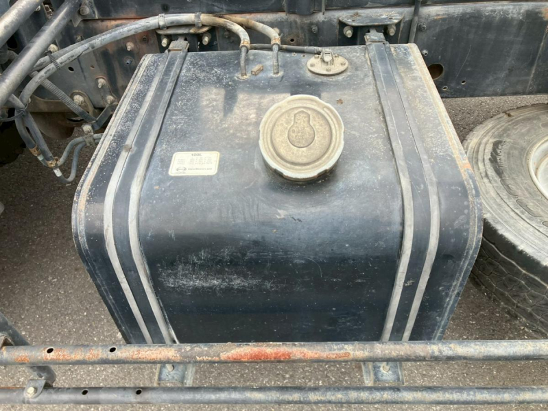 ☆H24 標準/3.4mボディ ベット付き 手動コボレーン|中古トラックの販売・買取・査定のアイナビ