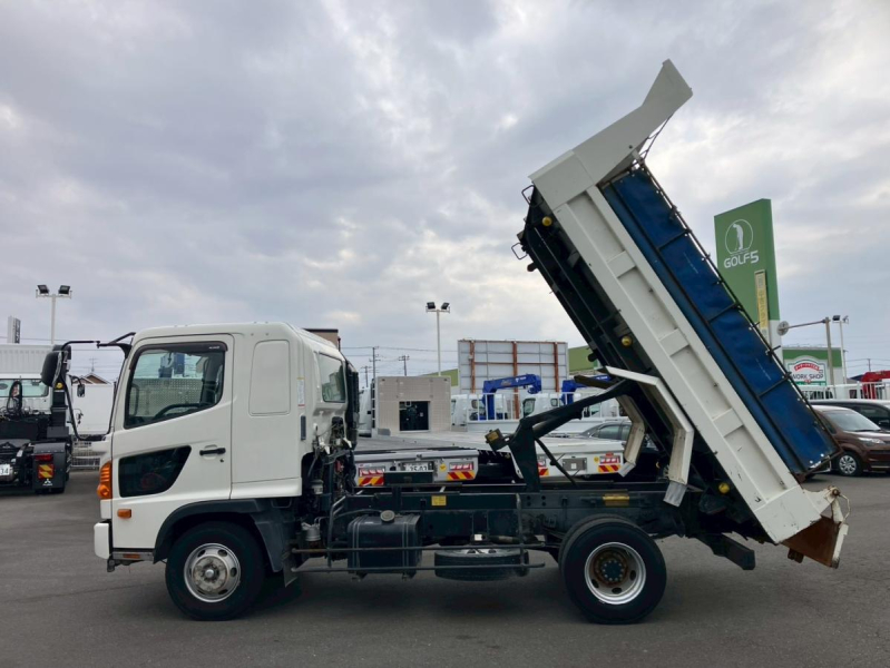 ☆H24 標準/3.4mボディ ベット付き 手動コボレーン|中古トラックの販売・買取・査定のアイナビ