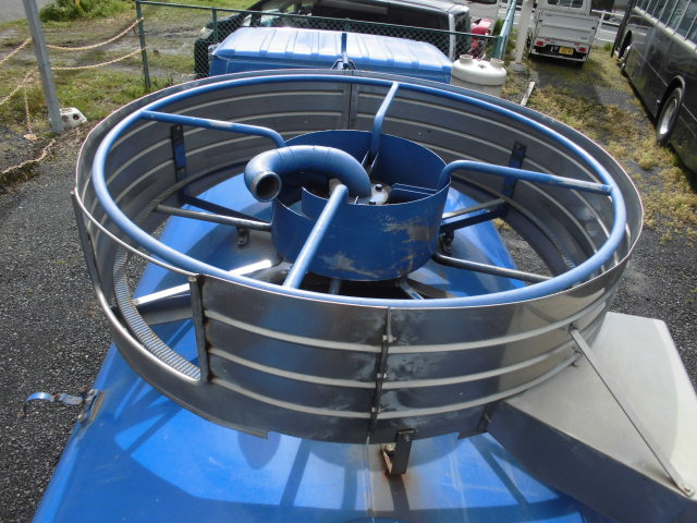 3000Lバキュームカー3T糞尿車モリタエコノス衛生車清掃車|中古トラックの販売・買取・査定のアイナビ