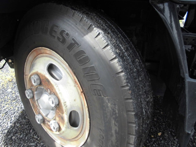 3000Lバキュームカー3T糞尿車モリタエコノス衛生車清掃車|中古トラックの販売・買取・査定のアイナビ