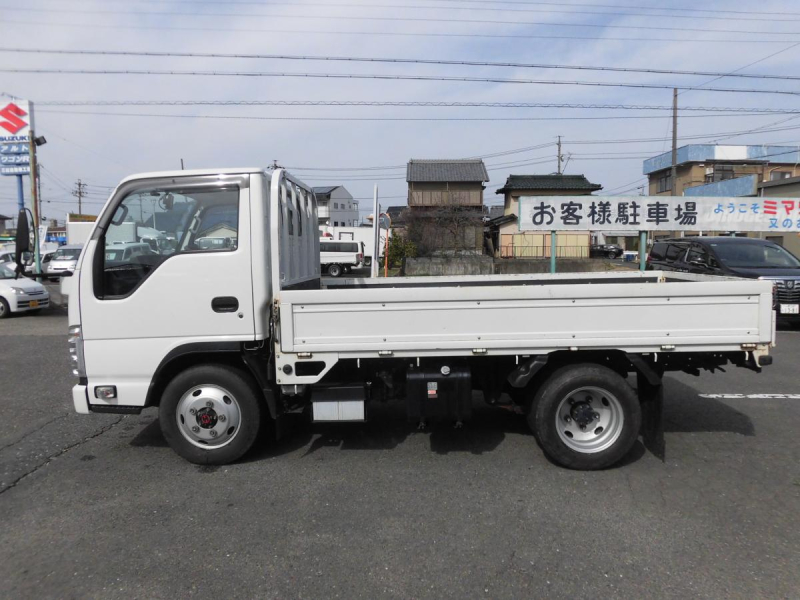 R3年エルフ2T　10尺全低床　4WD　AT　総重量5T未満|中古トラックの販売・買取・査定のアイナビ