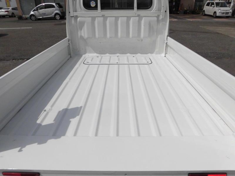 R4年ハイゼットT AT 新明和垂直パワーゲート|中古トラックの販売・買取・査定のアイナビ