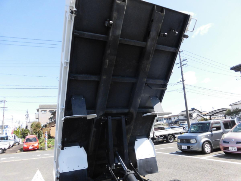 31年エルフ2T全低床　3方開　車検有　準中型5T未満条件OK!|中古トラックの販売・買取・査定のアイナビ