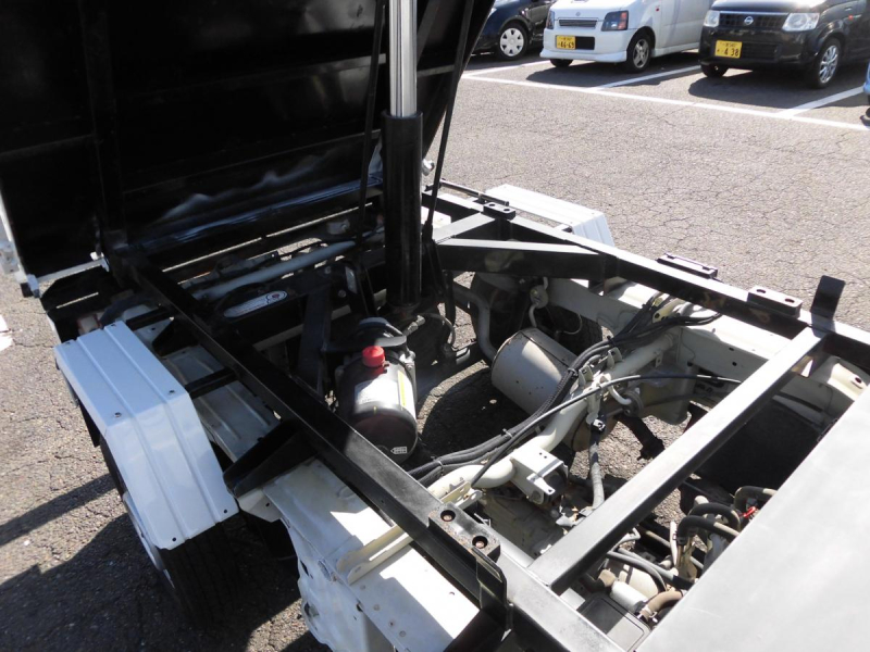 R1年 クリッパー4WD AT 新明和ダンプ 土砂禁|中古トラックの販売・買取・査定のアイナビ