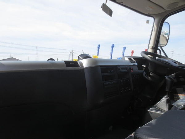 三菱ファイター土砂禁ダンプ|中古トラックの販売・買取・査定のアイナビ