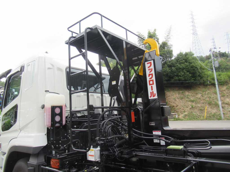 極東 22tフックロール シフトパイロット Rバンパー電動格納|中古トラックの販売・買取・査定のアイナビ