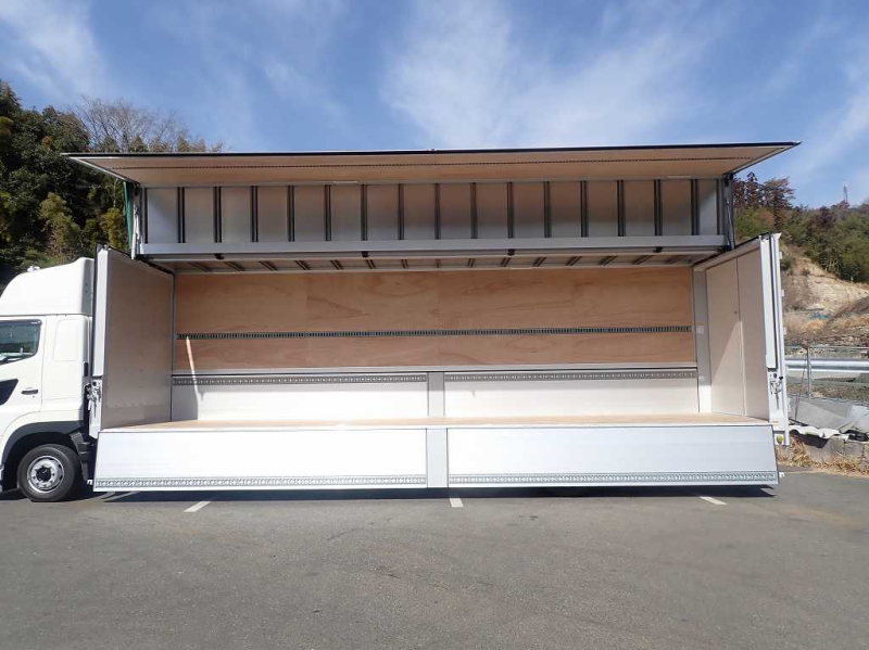 トランテックス ハイルーフ 後輪エアサス 380ps MTリターダ|中古トラックの販売・買取・査定のアイナビ