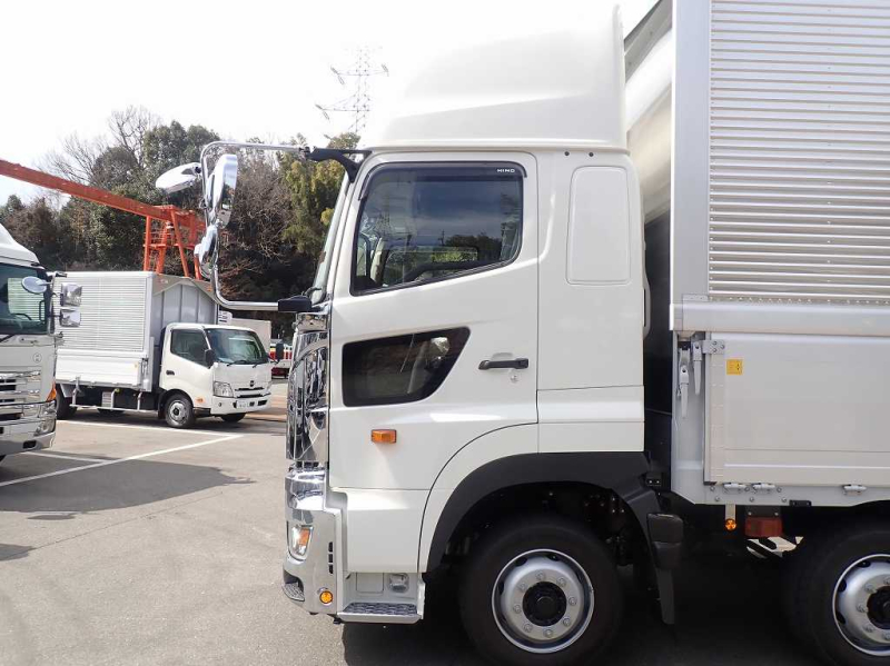 トランテックス ハイルーフ 後輪エアサス 380ps MTリターダ|中古トラックの販売・買取・査定のアイナビ