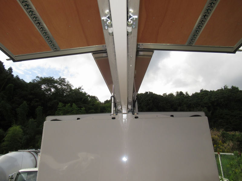 240PS 未使用 パブコ 6200 ワイド エアサス 6速|中古トラックの販売・買取・査定のアイナビ