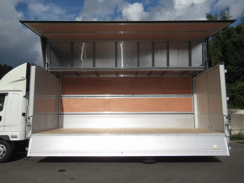 240PS 未使用 パブコ 6200 ワイド エアサス 6速|中古トラックの販売・買取・査定のアイナビ